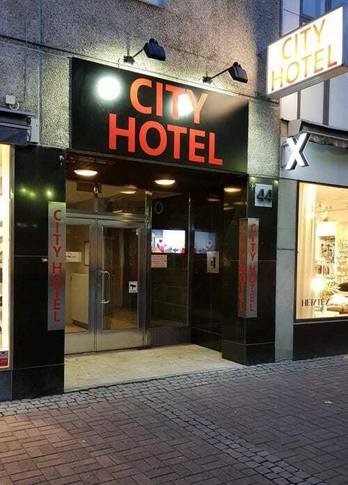 City Hotel Кристинехамн Экстерьер фото